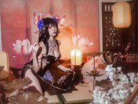 [Cosplay] 二佐Nisa 碧蓝航线 比叡 红梅垂香 [24P-368MB]