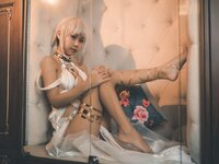 [Cosplay] 萌芽儿o0 马萨诸塞 盛宴的准备 [30P-325MB]