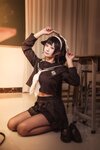 [Cosplay] 贞子蜜桃 碧蓝航线 爱宕高雄制服 [35P-354MB]