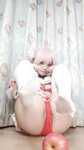 [Cosplay] 神沢永莉 平安夜红色分体式 [125P1V-549MB]