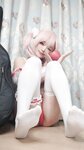 [Cosplay] 神沢永莉 平安夜红色分体式 [125P1V-549MB]