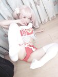 [Cosplay] 神沢永莉 平安夜红色分体式 [125P1V-549MB]