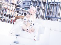 [Cosplay] 末夜787 舰长-牛牛厨娘 [64P4V-1.68GB]