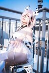 [Cosplay] 末夜787 舰长-牛牛厨娘 [64P4V-1.68GB]