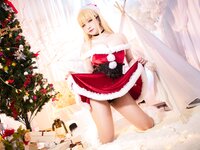 [Cosplay] 贞子蜜桃 喜多川夢海 圣诞 [70P1V-869MB]