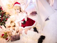 [Cosplay] 贞子蜜桃 喜多川夢海 圣诞 [70P1V-869MB]
