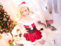 [Cosplay] 贞子蜜桃 喜多川夢海 圣诞 [70P1V-869MB]