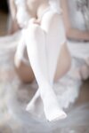 [Cosplay] 洛桑w伊梓 暖冬日记[32P-208.5M]