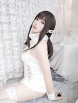 [Cosplay] 小容仔咕咕咕w 女友向 纯白毛衣 [21P1V-229MB]