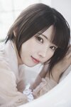 [Photobook] えなこ ヤングガンガンデジタル限定写真集「おとなmode」