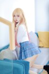 [Cosplay] 洛桑w伊梓 喜多川海梦 [33P1V-424MB]
