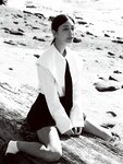[Photobook]【特典画像29ページ増量】月刊 斎藤恭代