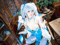 [Cosplay] 九柒喵 翠雀媚 [34P-185MB]