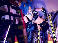 [Cosplay] ZinieQ - Valorant 无畏契约-霓虹+S