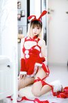[Cosplay] 洛桑w伊梓 网袜丝带兔兔 [46P4V-423MB]