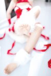 [Cosplay] 洛桑w伊梓 网袜丝带兔兔 [46P4V-423MB]