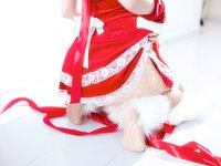 [Cosplay] 洛桑w伊梓 网袜丝带兔兔 [46P4V-423MB]