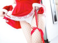 [Cosplay] 洛桑w伊梓 网袜丝带兔兔 [46P4V-423MB]