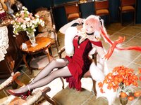 [Cosplay] 瓜希酱 鸣潮 长离必胜客 [18P-74MB]