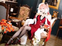 [Cosplay] 瓜希酱 鸣潮 长离必胜客 [18P-74MB]