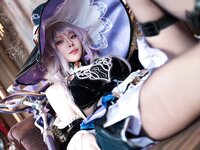 [Cosplay] Machi馬吉 The Herta 黑塔 [67P-536MB]
