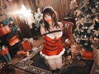 [Cosplay] 小容仔咕咕咕w 圣诞礼物×捆绑 [49P-188MB]