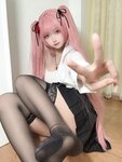 [Cosplay] 洛桑w伊梓 2025年03月会员 学妹黄裙 [34P-221MB]