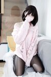 [Cosplay] 洛桑w伊梓 升玖老师毛衣 [40P-202MB]