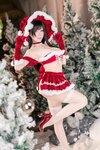 [Cosplay] Yiko湿润兔 2025年12月作品 魔法圣诞星 [128P2V-2.41GB]