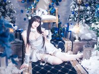 [Cosplay] 霜月shimo 2025 December Present [39P3V-91MB]