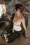 [Cosplay] 您的蛋蛋 黑帮大小姐[38P1V-452.6M]