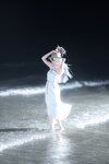 [Cosplay] 纸悦Etsu_ko 加代子白裙 [20P-195MB]