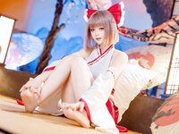 [Cosplay] 屿鱼 兼职巫女 [66P-639MB]