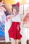 [Cosplay] 屿鱼 兼职巫女 [66P-639MB]