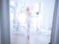 [Cosplay] Natsuko夏夏子 白天蛾 [61P-494MB]