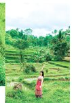 [Photobook]【電子版だけの特典カット付き】福井梨莉華 1st写真集 あいの道しるべ
