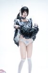 [Cosplay] 清水凪 手提箱与灰色女仆 [80P-1.67GB]