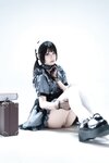 [Cosplay] 清水凪 手提箱与灰色女仆 [80P-1.67GB]