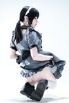 [Cosplay] 清水凪 手提箱与灰色女仆 [80P-1.67GB]
