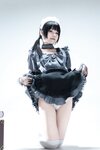 [Cosplay] 清水凪 手提箱与灰色女仆 [80P-1.67GB]