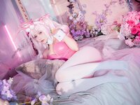 [Cosplay] 是一只熊仔吗 Nikke爱丽丝兔女郎 [50P-127MB]
