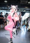 [Cosplay] 九九八吖 萤火虫漫展 NIKKE 胜利女神 爱丽丝 [18P-75M]