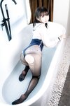 [Cosplay] 十万珍吱伏特 -（香川澪）碧波·浴缸死库水 [68P-1.05G]
