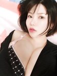 [Onlyfans] 冲田杏梨 (2025.05.15)