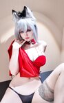 [Cosplay] 小仓千代w 2024.12 Patreon 兽耳红丝绒旗袍 [44P-88MB]