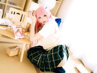 [Cosplay] 瓦斯塔亚小龙虾 校服 [17P-155MB]