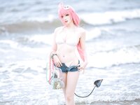 [Cosplay] 瓦斯塔亚小龙虾 水着 [27P-398MB]