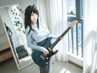 [Cosplay] 三無人型 吉他妹妹 [24P-223MB]