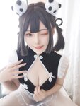 [Cosplay] Natsuko夏夏子 熊猫女仆 [64P1V-852MB]