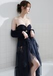 [Photobook]【デジタル限定 YJ PHOTO BOOK】菜那セシル写真集「Sweet and Bitter.」
